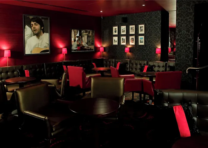 Hard Days Night Hotel